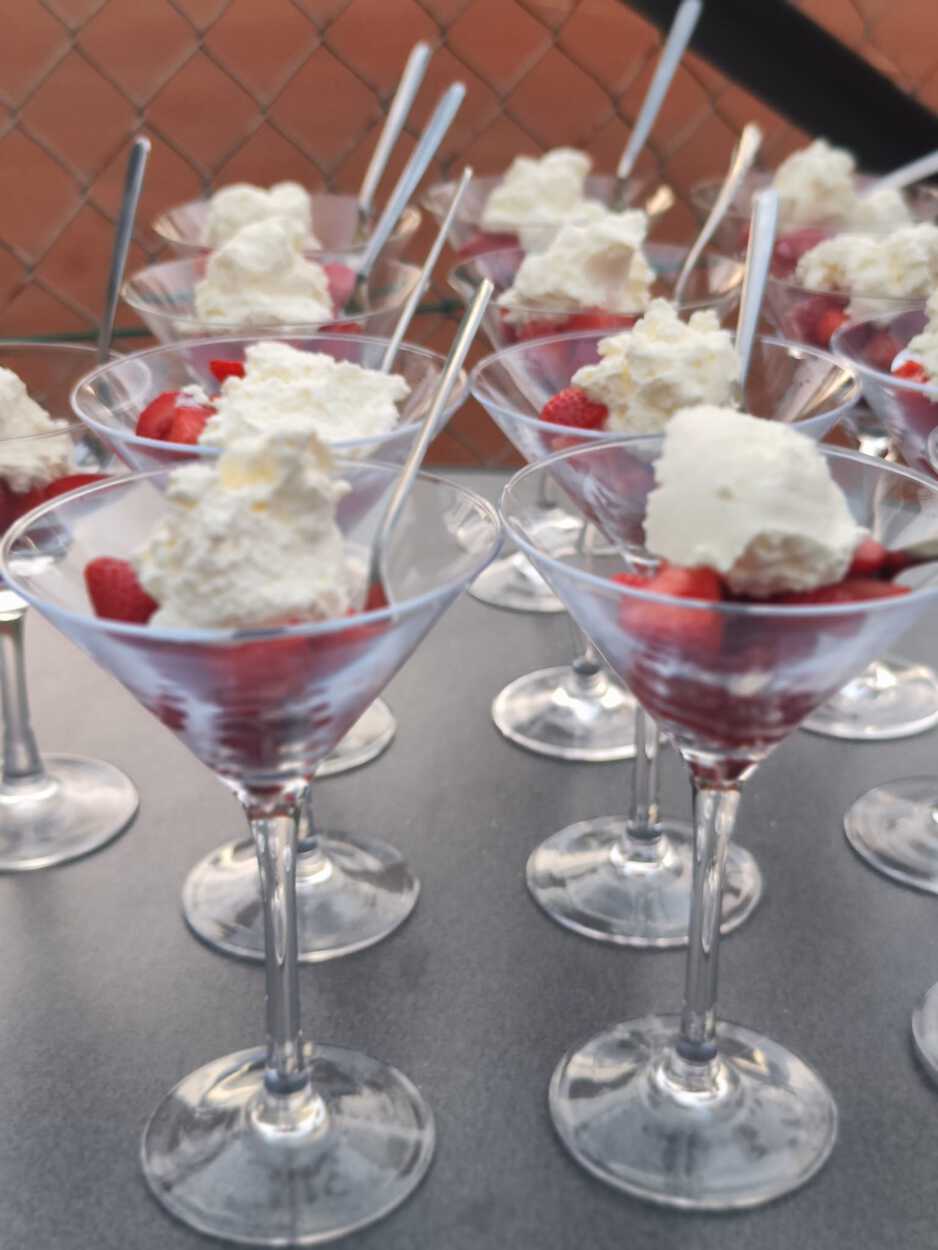 Wimbledon-Feeling beim Herren-Mittwoch – inkl. Erdbeeren mit Sahne
